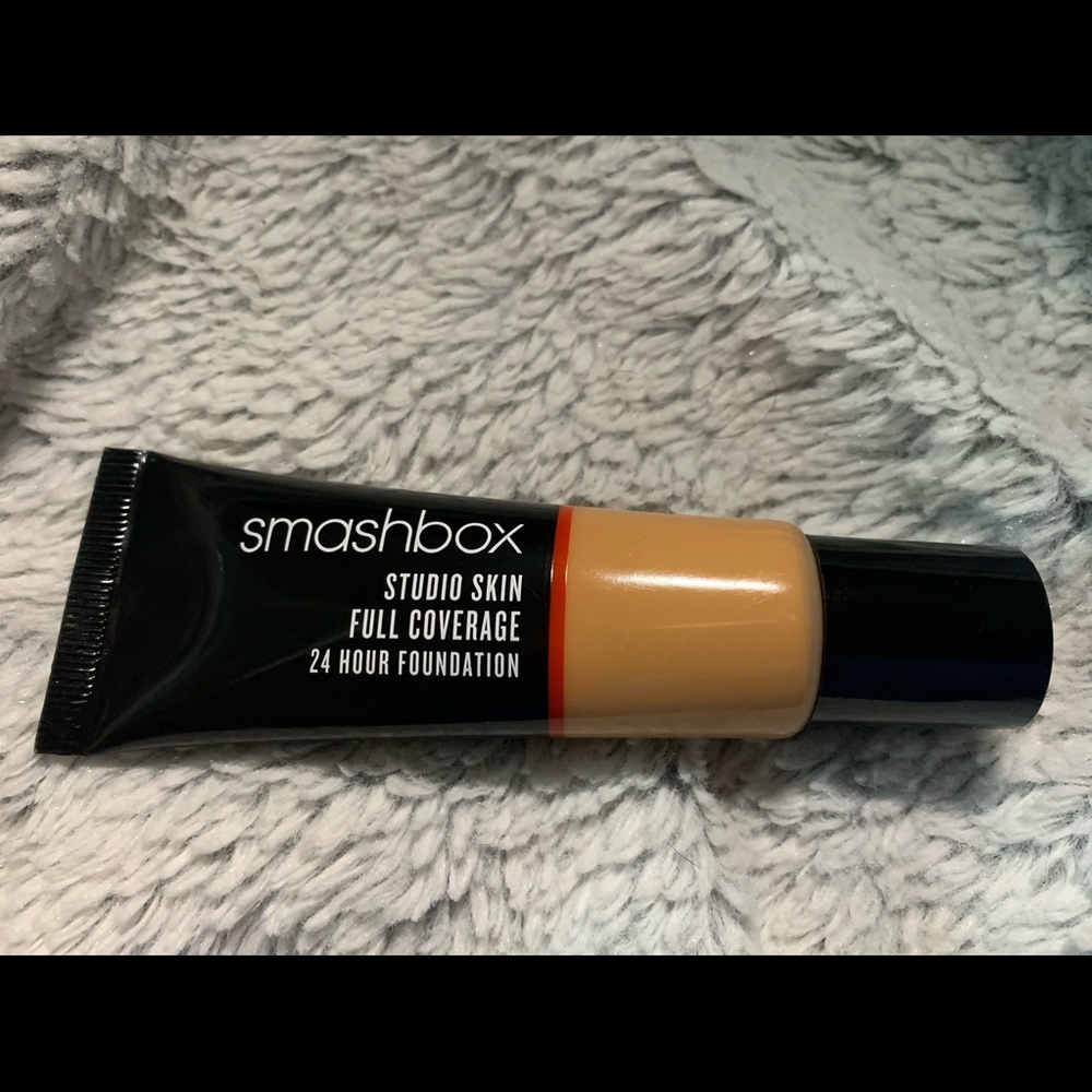 Smashbox Studio Skin 24 Hour Full Coverage Waterproof Foundation in 4.0